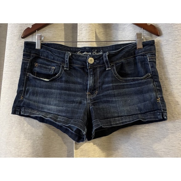 American Eagle Y2K Low Rise Micro Denim Shorts Size 10 - Picture 2 of 5